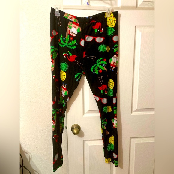 Christmas Leggings - Picture 1 of 3